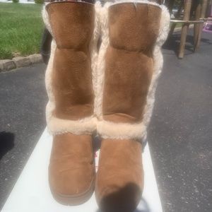 Boots‎